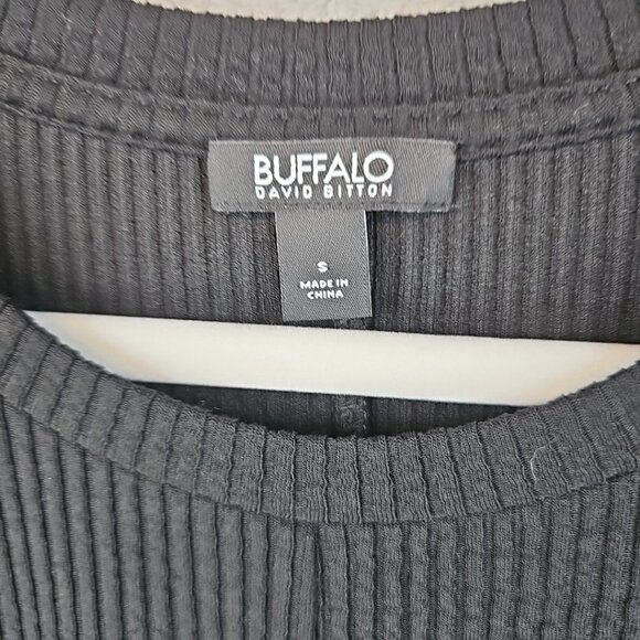 Buffalo David Bitton Twist Front Top Womens Size S Black Ribbed Knit Cap Sleeve - Picture 3 of 7